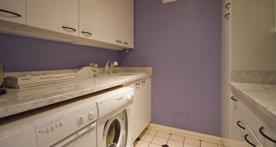 Full size laundry room/pantry